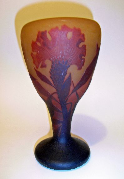 Daum Glass. daumcockscomb