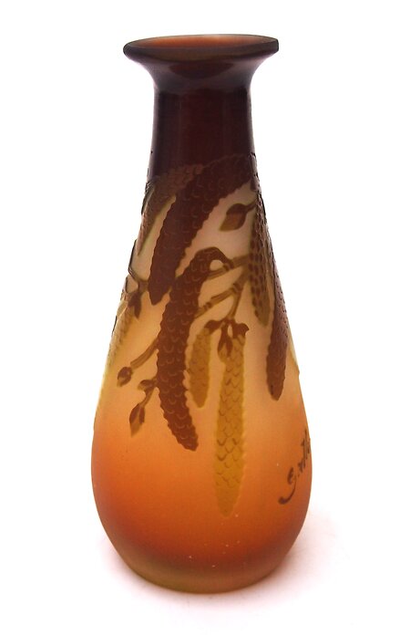 Emile Galle Cameo - Botanicals Small. gallecatkins1