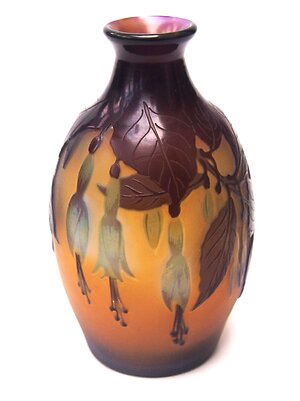 Emile Galle Cameo - Botanicals Small. gallefuschia1