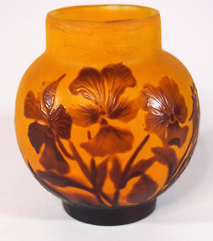 Emile Galle Cameo - Botanicals Small. Galleorangebrown