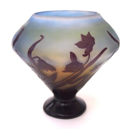 Emile Galle Cameo - Botanicals Medium. gallepetebig3