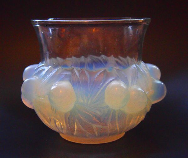 Rene Lalique- Vases. rlprunes